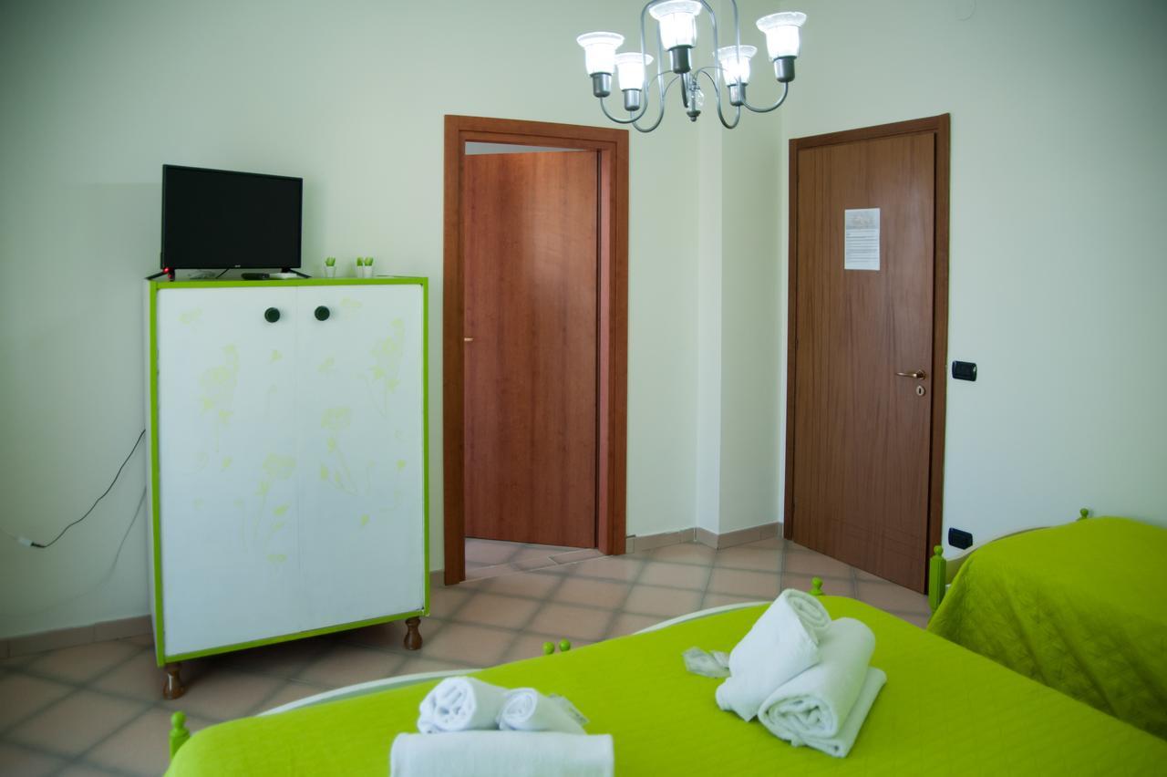 ポンペイ Area Domus Bed & Breakfast エクステリア 写真
